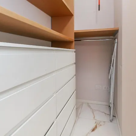 Butterfly Gate Apartment Milan