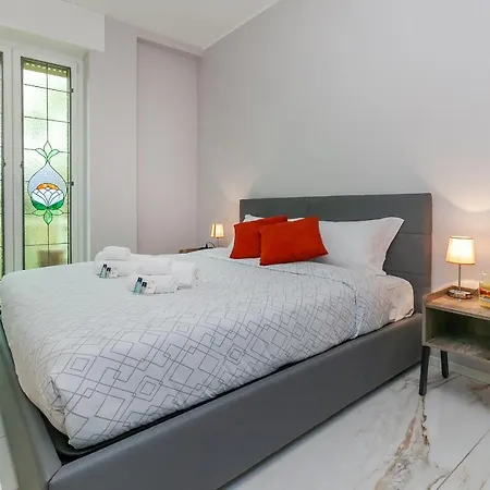 Butterfly Gate * Mediolan